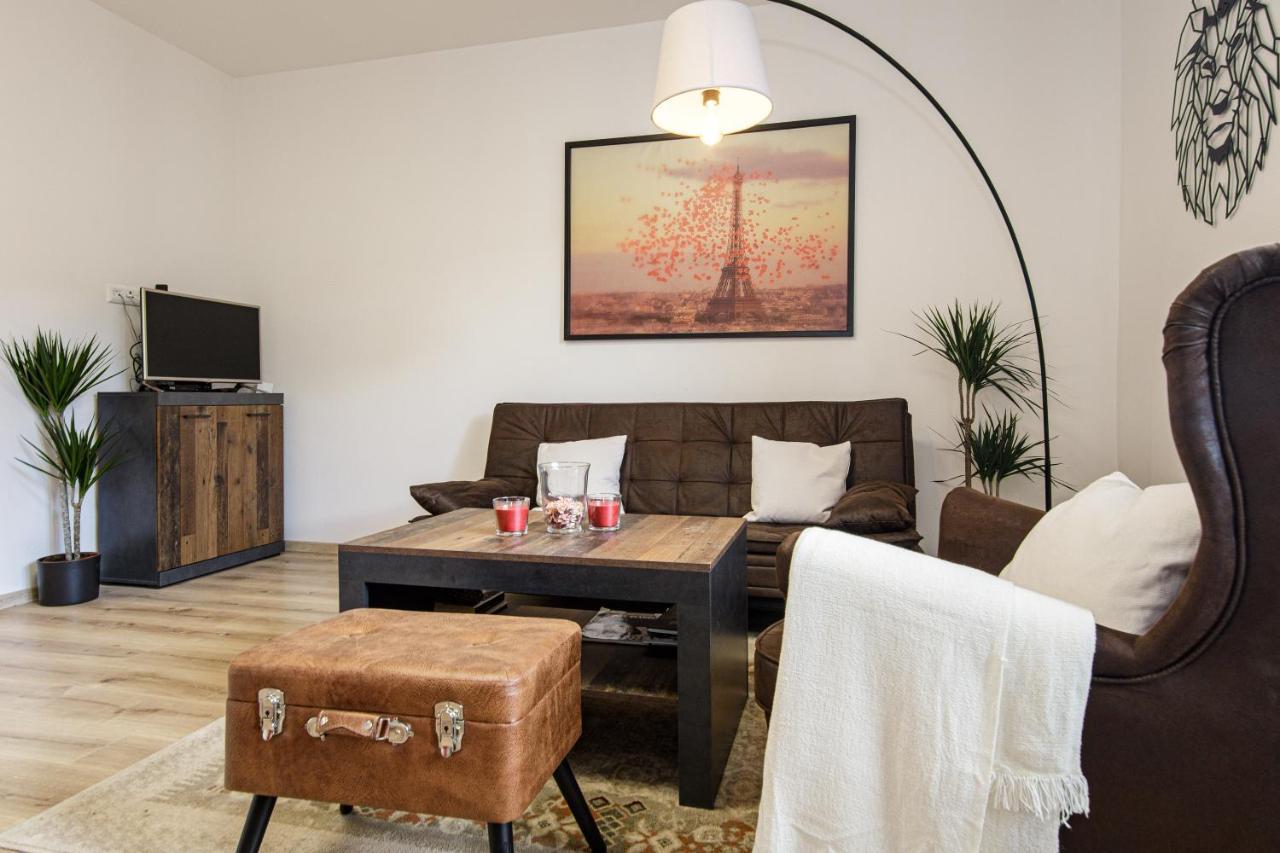 Apartment Hotel Stud Mb Ostrava Exteriör bild